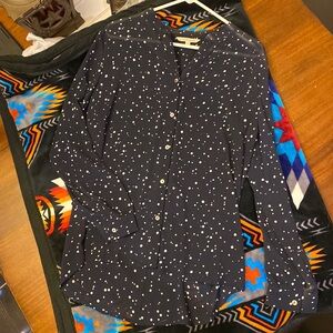 Stitch fix shirt! Size M. Blue Polk a dot.